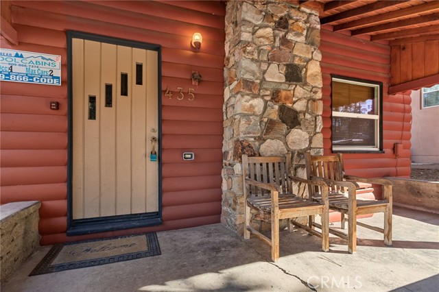 Detail Gallery Image 2 of 22 For 435 Arroyo, Big Bear Lake,  CA 92315 - 3 Beds | 1 Baths
