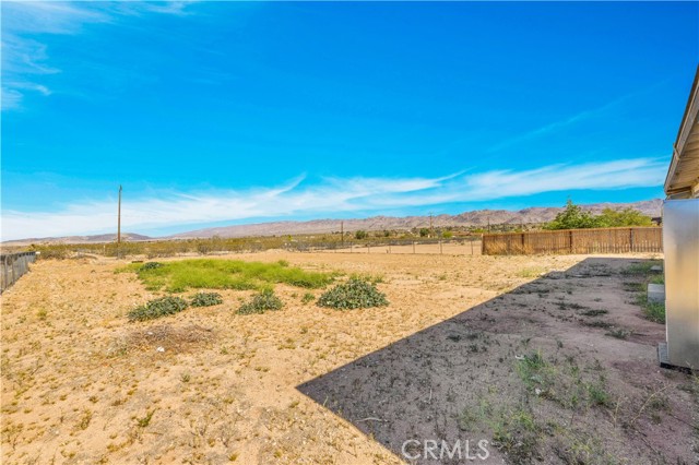 Detail Gallery Image 26 of 38 For 4805 Avenida La Mirada, Joshua Tree,  CA 92252 - 3 Beds | 2 Baths