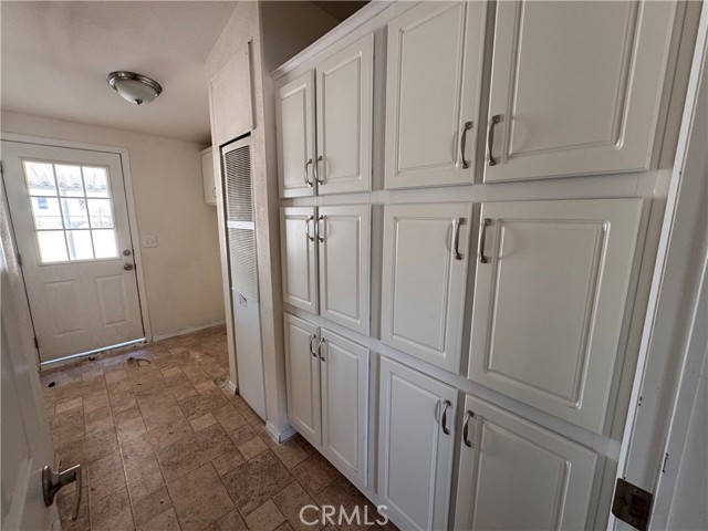 Detail Gallery Image 13 of 43 For 29226 Us Highway 58, Barstow,  CA 92311 - 4 Beds | 2 Baths