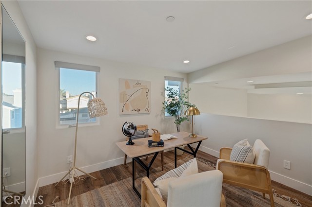 2715 Carnegie Lane, Redondo Beach, California 90278, 4 Bedrooms Bedrooms, ,3 BathroomsBathrooms,Residential,For Sale,Carnegie,SB24193627