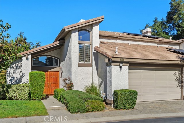 Detail Gallery Image 3 of 39 For 38285 Oaktree, Murrieta,  CA 92562 - 2 Beds | 2/1 Baths