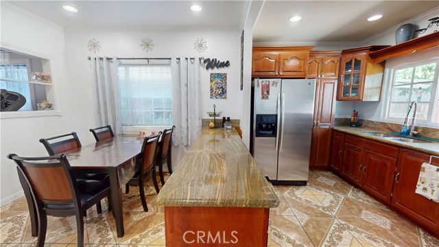 5854 Woodlawn Avenue, Los Angeles CA: https://media.crmls.org/medias/0f0b4535-6fa7-4313-93b4-fbbbab0fb631.jpg