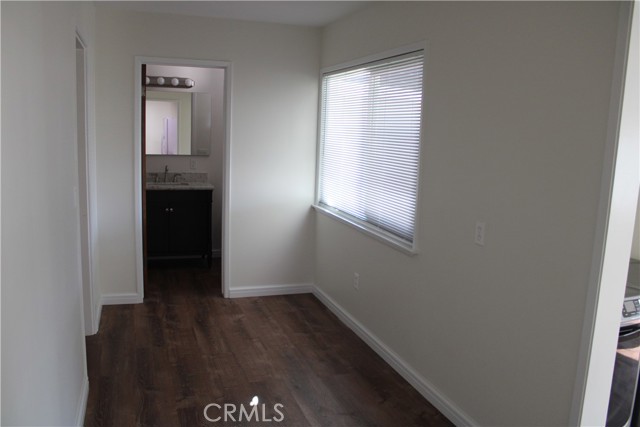 Detail Gallery Image 16 of 40 For 1233 S East Gates St, Anaheim,  CA 92804 - 3 Beds | 2/1 Baths