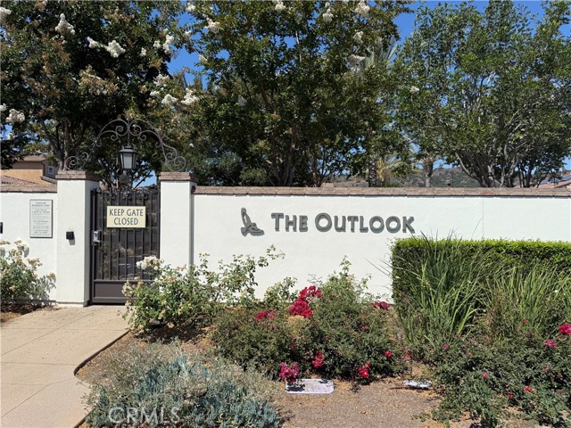 130 Luneta Lane, Rancho Mission Viejo CA: https://media.crmls.org/medias/0f0c0190-6583-460d-9a2a-c5204365ef49.jpg