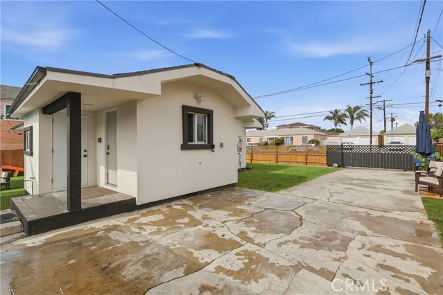 Detail Gallery Image 6 of 40 For 816 W 120th St, Los Angeles,  CA 90044 - 3 Beds | 1 Baths