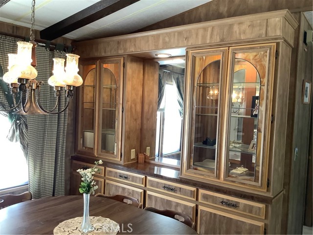 Detail Gallery Image 11 of 68 For 19242 Monterey St, Hesperia,  CA 92345 - 3 Beds | 2 Baths