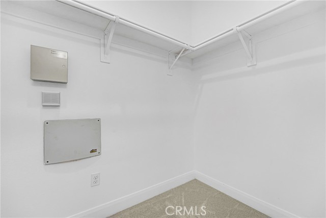 Detail Gallery Image 23 of 25 For 572 E Imperial, El Segundo,  CA 90245 - 2 Beds | 3 Baths