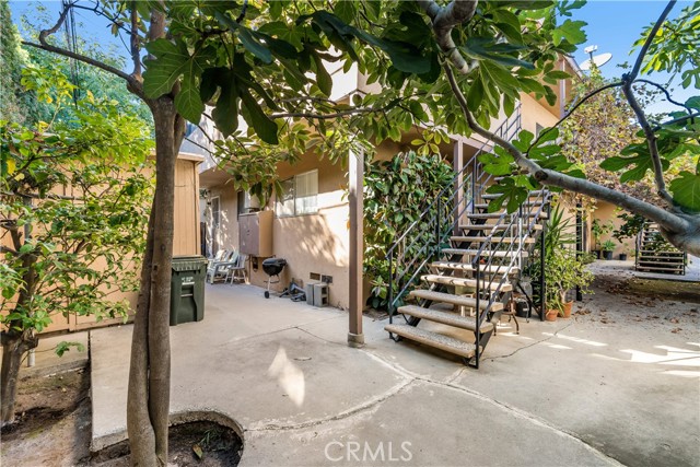 2010 Manhattan Beach Boulevard, Redondo Beach, California 90278, ,Residential Income,Sold,Manhattan Beach,PW23197106