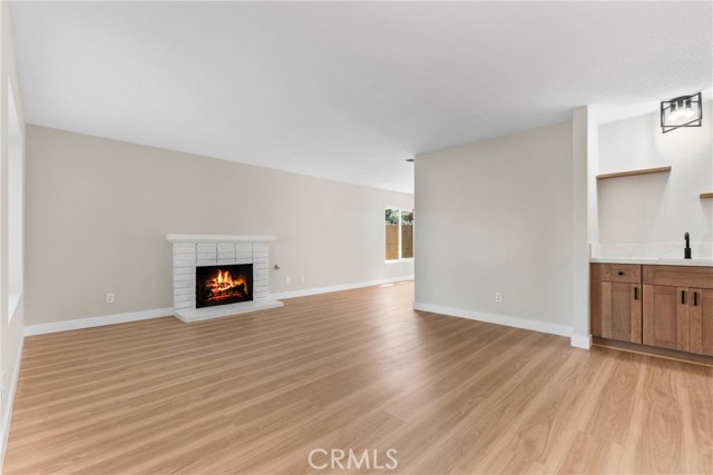 815 Pepperwood Street, Colton CA: https://media.crmls.org/medias/0f1043da-45c1-4c81-93b4-1a8cdbc018dc.jpg