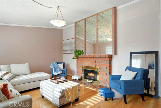11811 La Serna Drive, Whittier CA: https://media.crmls.org/medias/0f107b1e-018d-43ea-9f95-5517e07f2394.jpg