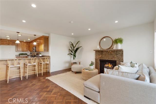 1112 Beryl Street, Redondo Beach CA: https://media.crmls.org/medias/0f119b24-e3ca-4942-be1c-1a60b602d291.jpg