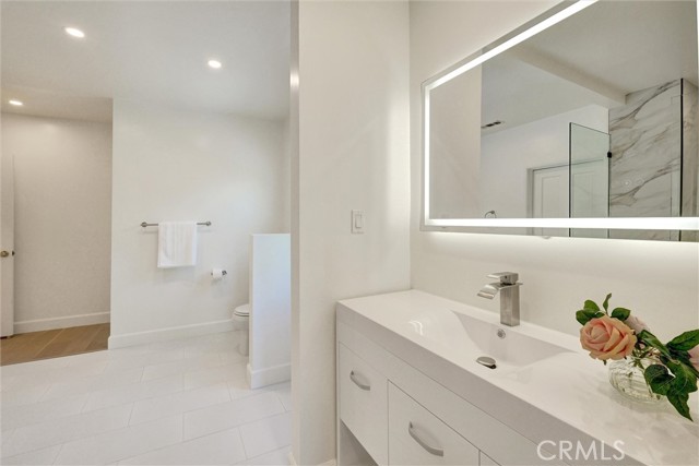 Detail Gallery Image 16 of 31 For 250 S Berkeley, Pasadena,  CA 91107 - 4 Beds | 2 Baths
