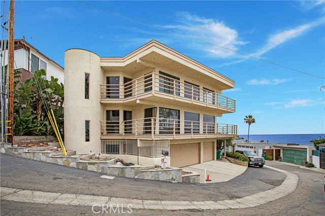 31876 Circle Drive Laguna Beach, California 31876 Circle Drive
