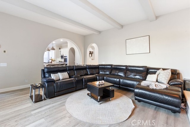 33 Craftsbury Place, Ladera Ranch CA: https://media.crmls.org/medias/0f12ae90-4f26-43cc-ac34-37d531dc91d4.jpg