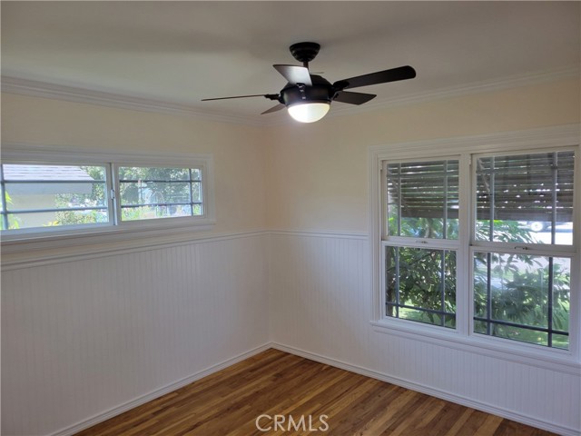 7700 Mason Avenue, Winnetka CA: https://media.crmls.org/medias/0f12bf51-9b8e-4b19-8110-0efe29c04e9e.jpg