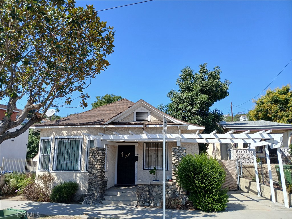 3531 N Figueroa