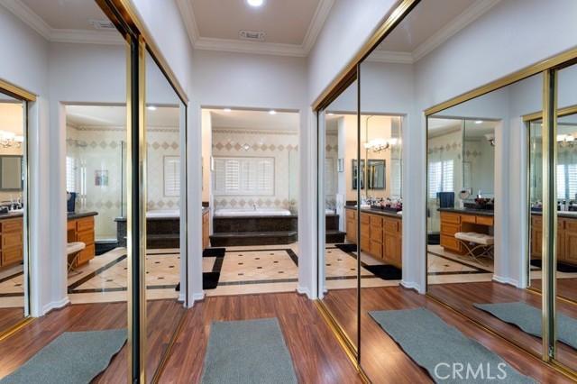 Detail Gallery Image 29 of 61 For 680 W Byron Ct, Upland,  CA 91784 - 6 Beds | 5 Baths