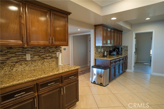 Detail Gallery Image 7 of 42 For 2067 Glentree, Lomita,  CA 90717 - 4 Beds | 4 Baths