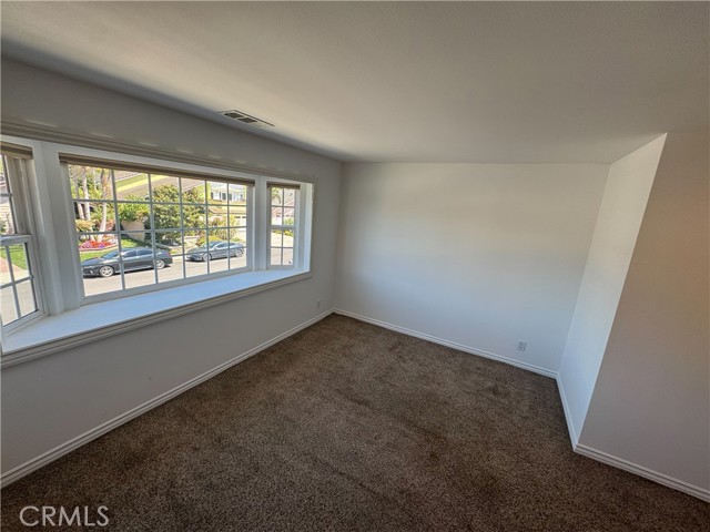 21041 Shaw Lane, Huntington Beach CA: https://media.crmls.org/medias/0f152fae-8f19-4131-a6cb-0649b46a6787.jpg