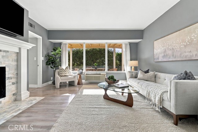 1731 La Cresta Drive photo 32