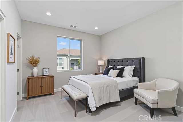 72 Granite, Irvine CA: https://media.crmls.org/medias/0f15d6d4-4f18-45c0-9873-d1083e6a30d3.jpg