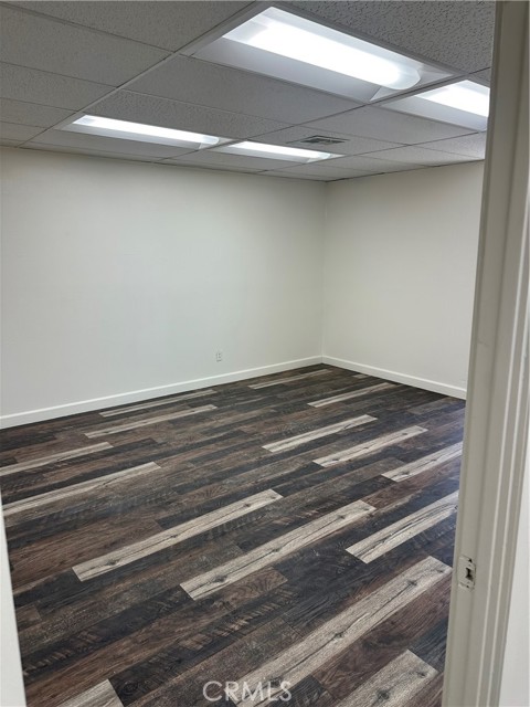16134 Valerio Street, Van Nuys (los Angeles), California 91406, ,Commercial Lease,For Rent,16134 Valerio Street,CRSR25007821