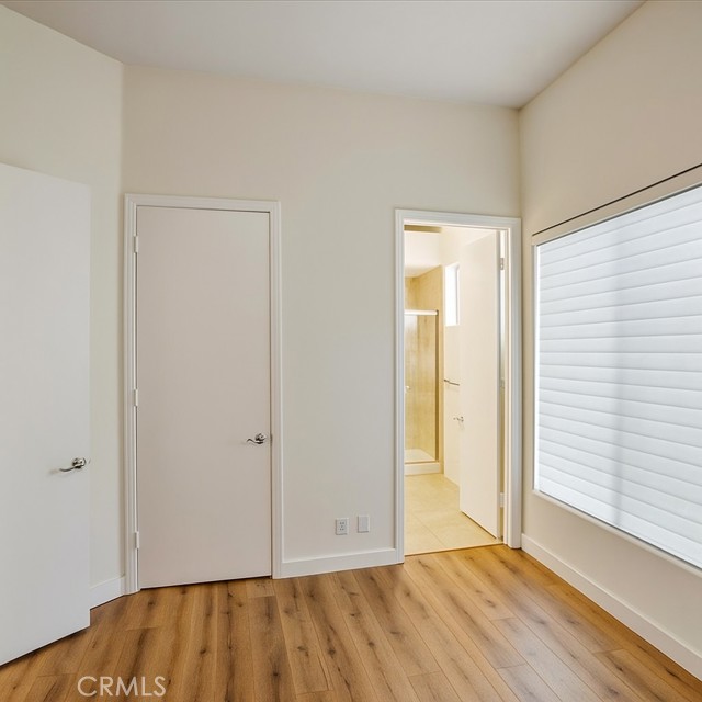 Detail Gallery Image 11 of 15 For 1819 Holmby #104,  Los Angeles,  CA 90025 - 2 Beds | 3 Baths