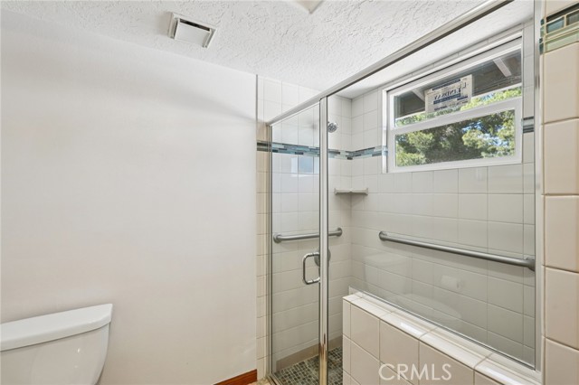 Detail Gallery Image 22 of 35 For 16055 Saint Timothy Rd, Apple Valley,  CA 92307 - 3 Beds | 3 Baths