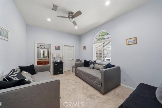 Detail Gallery Image 20 of 44 For 27312 Little Bear, Lake Arrowhead,  CA 92317 - 4 Beds | 4/1 Baths