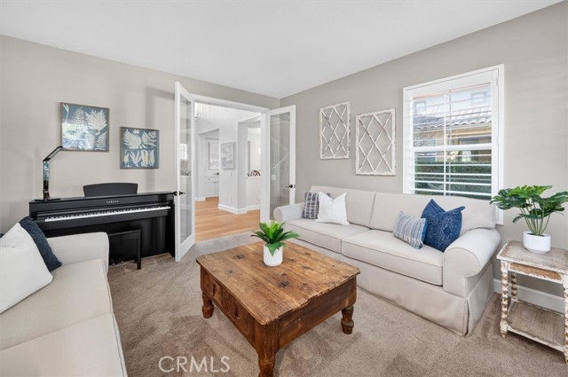 Detail Gallery Image 7 of 55 For 29231 Black Pine Way, Saugus,  CA 91390 - 6 Beds | 4/1 Baths