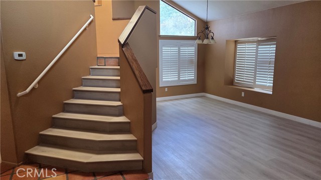Detail Gallery Image 4 of 43 For 25568 Blackthorne Dr, Murrieta,  CA 92563 - 4 Beds | 3 Baths