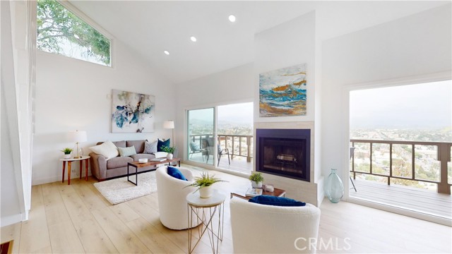 496 Crane Boulevard, Los Angeles CA: https://media.crmls.org/medias/0f1b6d04-b217-44f4-90e3-2ba19d446370.jpg