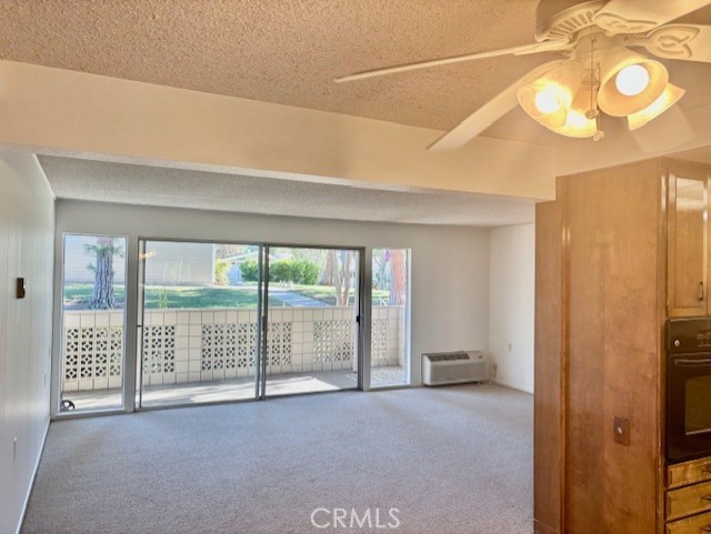 548 Via Estrada, Laguna Woods CA: https://media.crmls.org/medias/0f1b985b-e0b3-4416-af74-43fda9b17e2e.jpg
