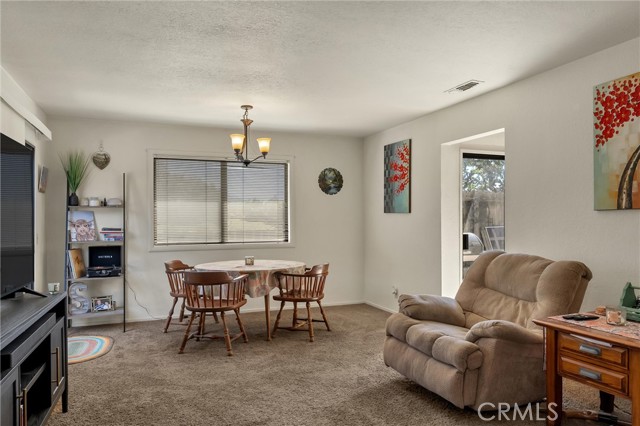 Detail Gallery Image 12 of 33 For 1 Segura Dr, Oroville,  CA 95966 - 3 Beds | 2/1 Baths