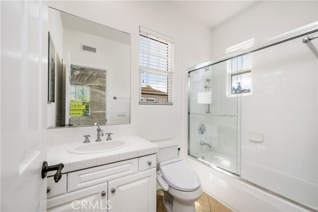 26 Marble Sands, Newport Beach CA: https://media.crmls.org/medias/0f1cb956-1808-4b46-ae38-8df7952a8331.jpg