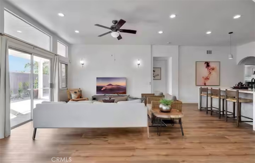 MLS #OC25251150 image #11