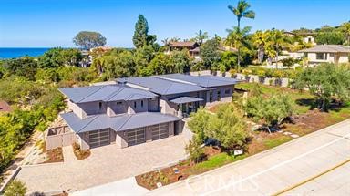 7734 Esterel Drive, La Jolla CA: https://media.crmls.org/medias/0f1cfc91-fb6c-4f10-9370-6a31b5bba2bc.jpg