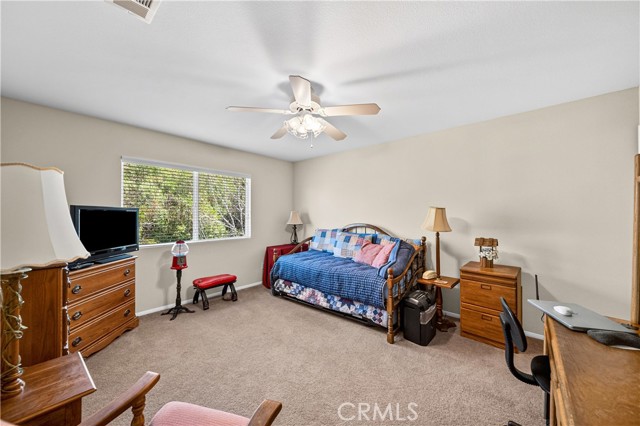 Detail Gallery Image 43 of 68 For 22262 Trinity Pl, Saugus,  CA 91390 - 5 Beds | 3 Baths