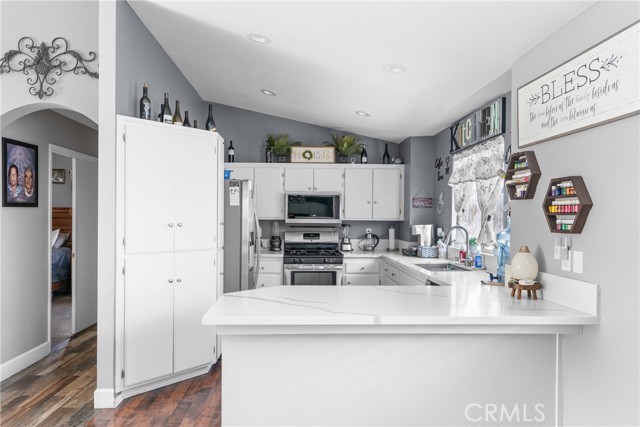 Detail Gallery Image 9 of 35 For 515 5th Ave, Santa Maria,  CA 93458 - 3 Beds | 2 Baths