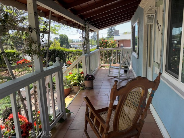 Detail Gallery Image 4 of 15 For 927 Massachusetts Ave, Beaumont,  CA 92223 - 2 Beds | 1 Baths