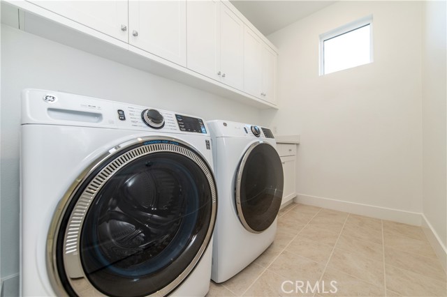 Detail Gallery Image 33 of 37 For 466 Lobata, Irvine,  CA 92618 - 4 Beds | 3/1 Baths