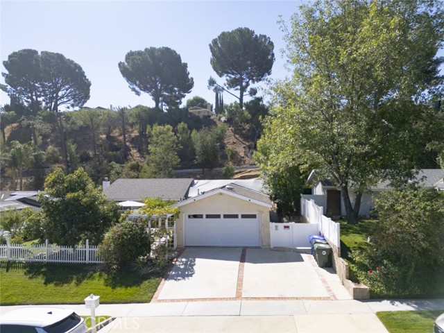 Detail Gallery Image 27 of 44 For 19620 Green Mountain Dr, Newhall,  CA 91321 - 4 Beds | 2 Baths