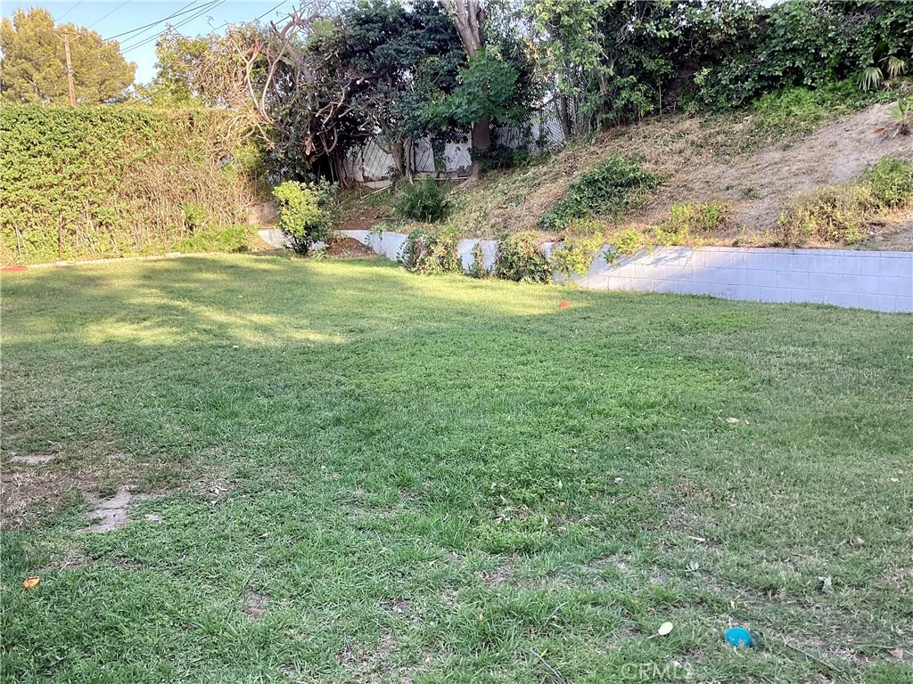 https://media.crmls.org/medias/0f20a20d-57fa-42ab-8125-d4fb6df22a66.jpg?preset=X-Large