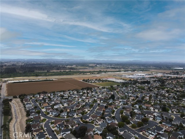 1337 Lloyd Place, Lompoc CA: https://media.crmls.org/medias/0f215f72-3b84-44b3-8d46-2faa5287bf78.jpg