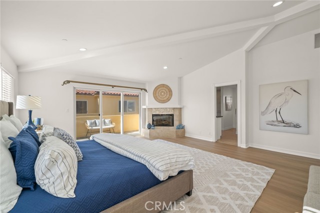 Detail Gallery Image 20 of 60 For 204 N Prospect #B,  Redondo Beach,  CA 90277 - 4 Beds | 3 Baths