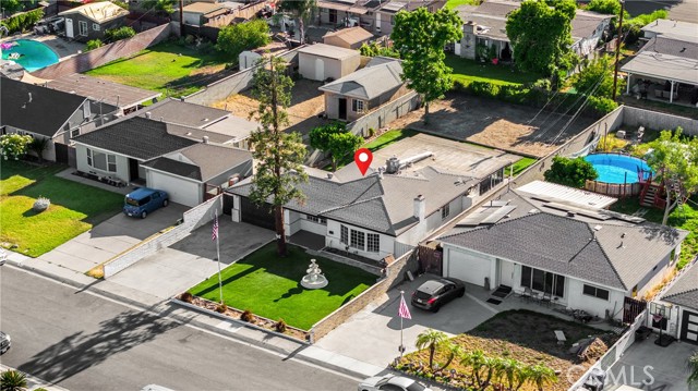 1333 N Council Avenue, Ontario CA: https://media.crmls.org/medias/0f22a5eb-e62b-47f7-aaad-895c3b971467.jpg