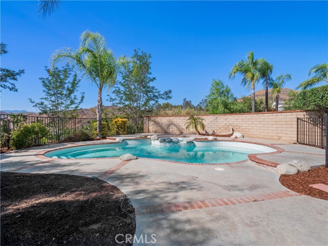 Image 27 of 35 For 22325 Mandarin Lane