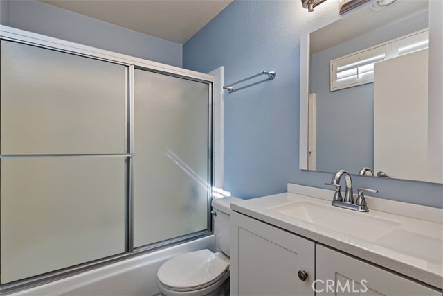 Detail Gallery Image 17 of 19 For 4744 Ben Ave #11,  Valley Village,  CA 91607 - 2 Beds | 2/1 Baths