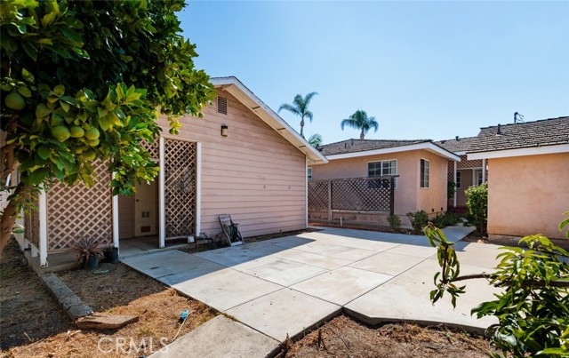 11211 Newport Ave., North Tustin CA: https://media.crmls.org/medias/0f23e678-9897-4008-bd46-5ee6a3196009.jpg