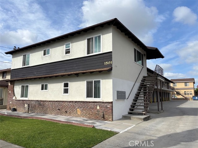 1501 S 4TH, Alhambra CA: https://media.crmls.org/medias/0f23f366-9930-4eae-88ab-893b50d1ea2b.jpg